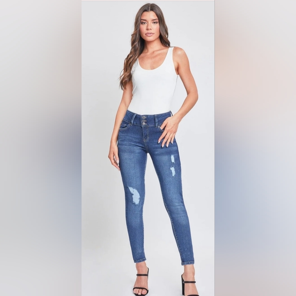 YMI Highrise Skinny Jeans Size 20
